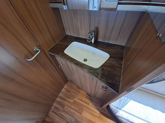 Knaus Südwind Exclusive 790 UFK ALDE Förtält Isabella Barnkammare 26 of 30
