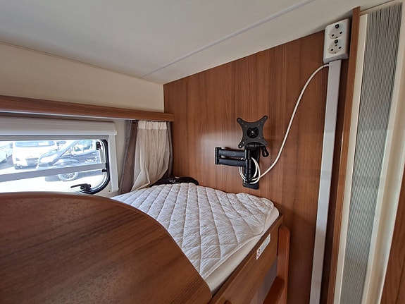 Knaus Südwind Exclusive 790 UFK ALDE Förtält Isabella Barnkammare 25 of 30