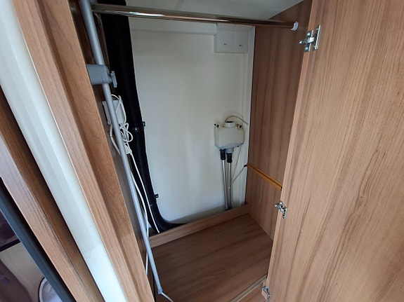 Knaus Südwind Exclusive 790 UFK ALDE Förtält Isabella Barnkammare 29 of 30