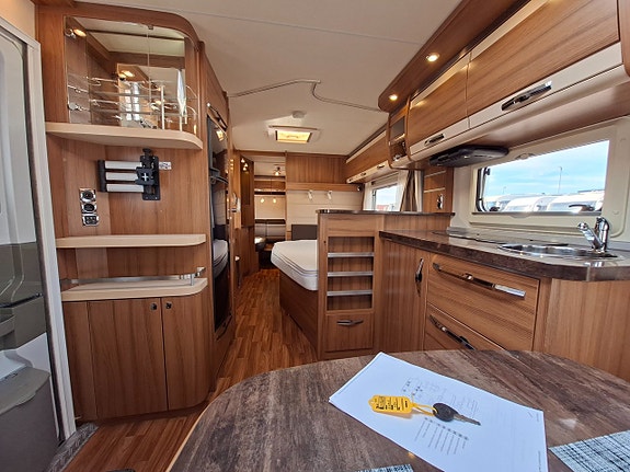 Knaus Südwind Exclusive 790 UFK ALDE Förtält Isabella Barnkammare 12 of 30