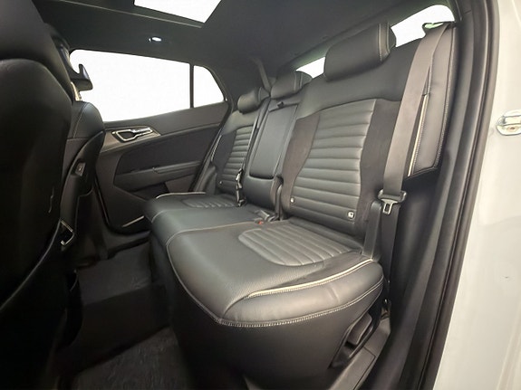 Kia Sportage 17 of 30