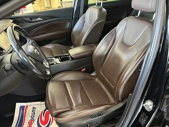 Opel Insignia 14 of 21