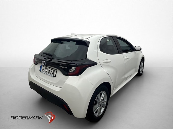 Toyota Yaris 8 of 30