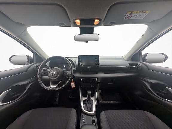 Toyota Yaris 11 of 30