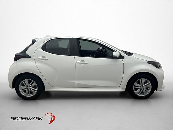 Toyota Yaris 9 of 30