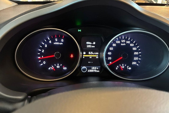 Kia Sportage 12 of 19