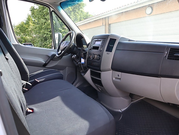 Mercedes-Benz Sprinter 211 12 of 17