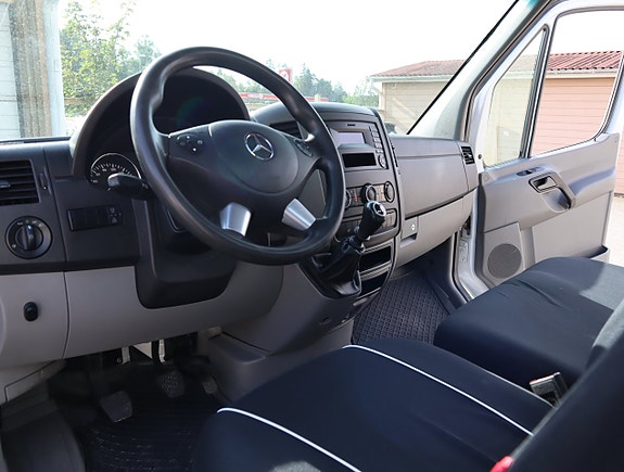 Mercedes-Benz Sprinter 211 11 of 17