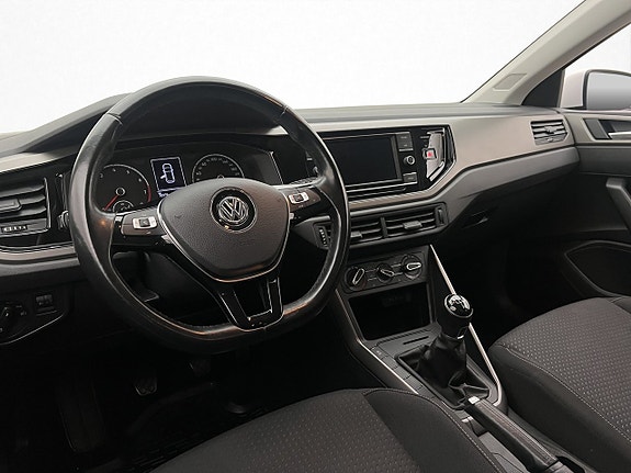 Volkswagen Polo 12 of 28