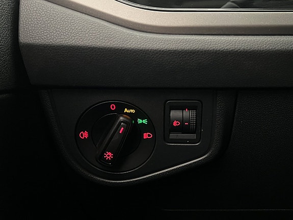 Volkswagen Polo 14 of 28