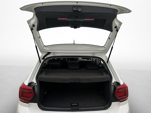 Volkswagen Polo 24 of 28