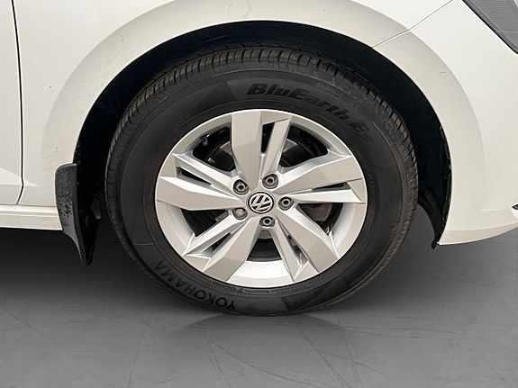 Volkswagen Polo 28 of 28