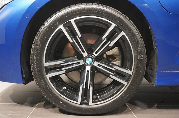BMW 330e 7 of 15