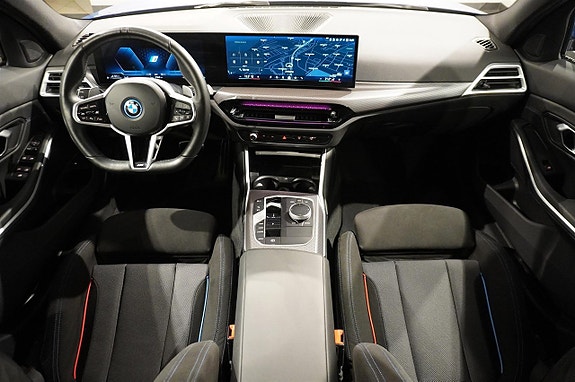BMW 330e 10 of 15