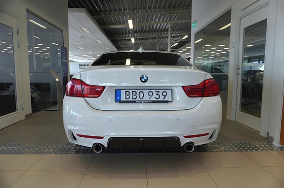 BMW 440i 5 of 24