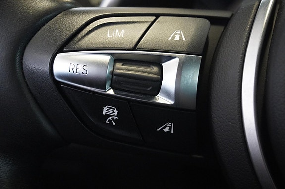 BMW 440i 13 of 24
