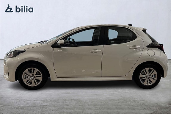 Toyota Yaris 3 of 21