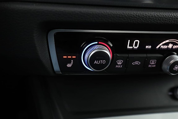 Audi Q3 25 of 30
