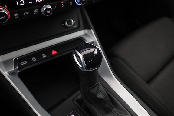 Audi Q3 29 of 30