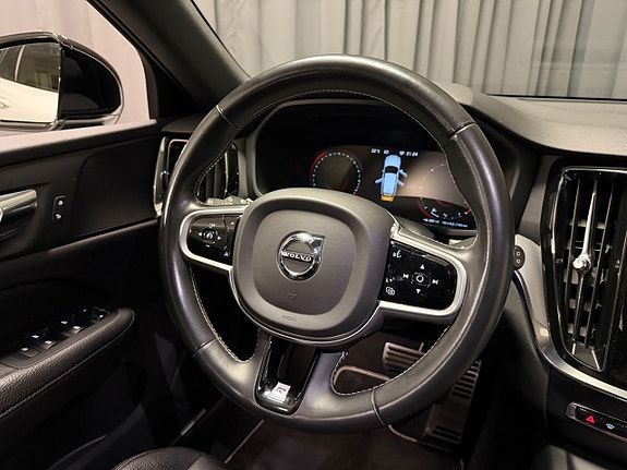 Volvo V60 17 of 30