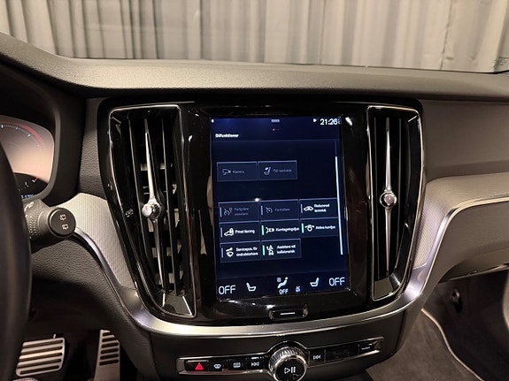 Volvo V60 14 of 30