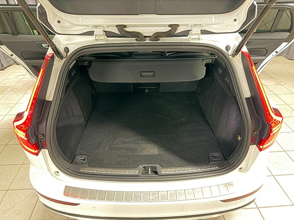 Volvo V60 22 of 30