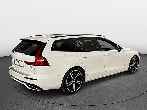 Volvo V60 5 of 30
