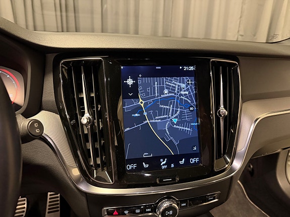 Volvo V60 12 of 30
