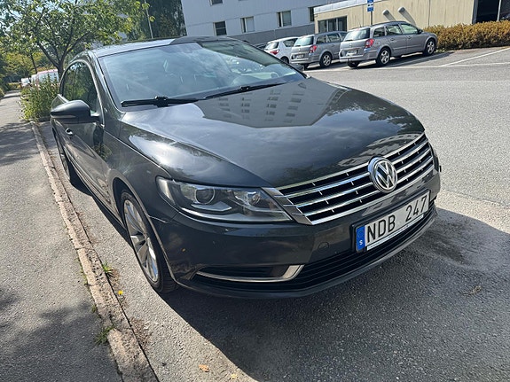 Volkswagen CC 2 of 5