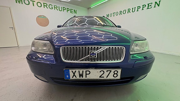 Volvo V70 10 of 24