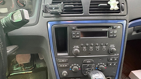 Volvo V70 17 of 24