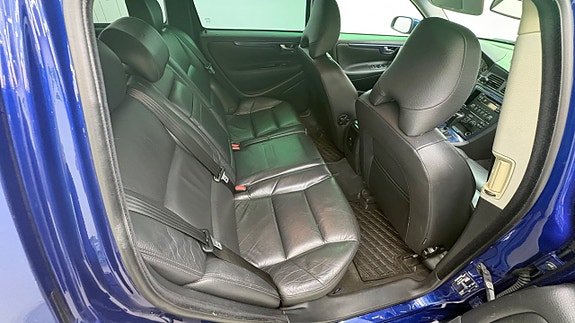 Volvo V70 22 of 24