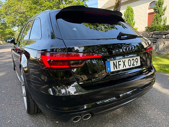 Audi A4 8 of 30