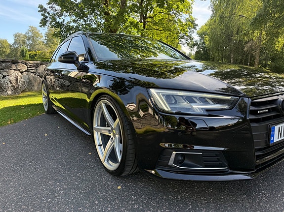 Audi A4 11 of 30
