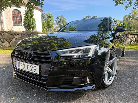 Audi A4 2 of 30