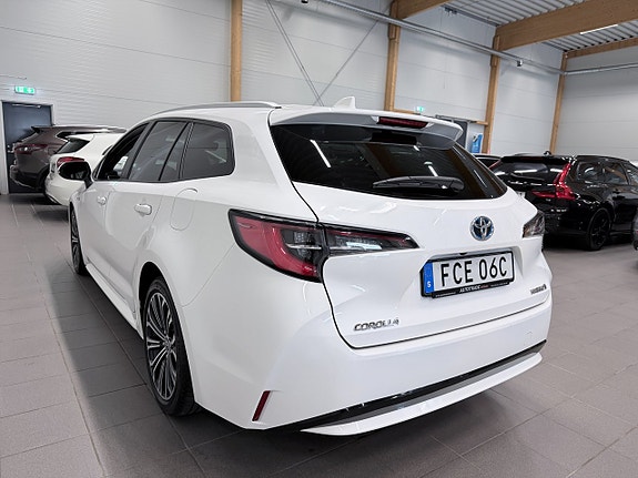 Toyota Corolla 9 of 19