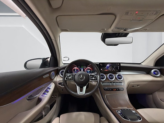 Mercedes-Benz GLC300 e 10 of 20