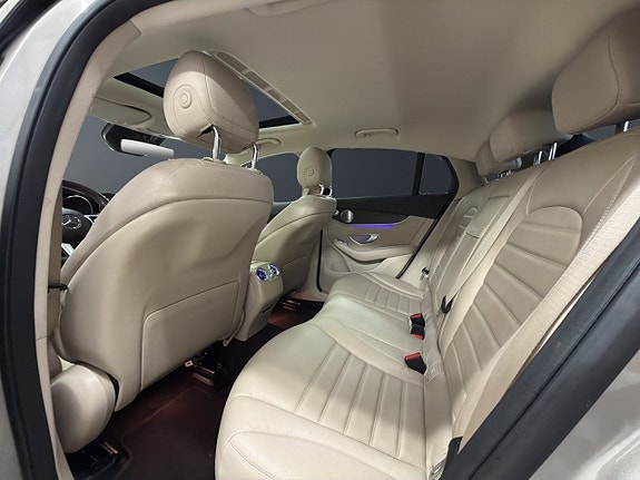 Mercedes-Benz GLC300 e 8 of 20
