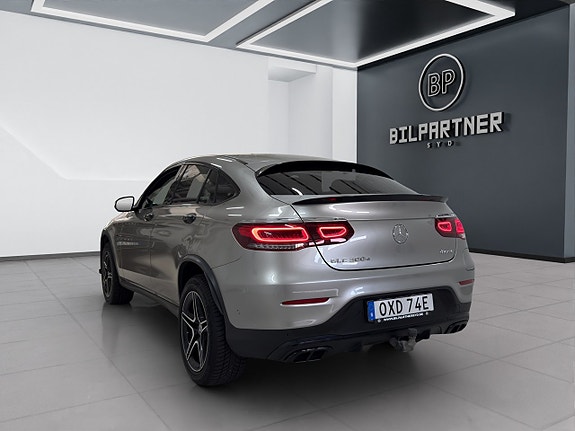 Mercedes-Benz GLC300 e 4 of 20