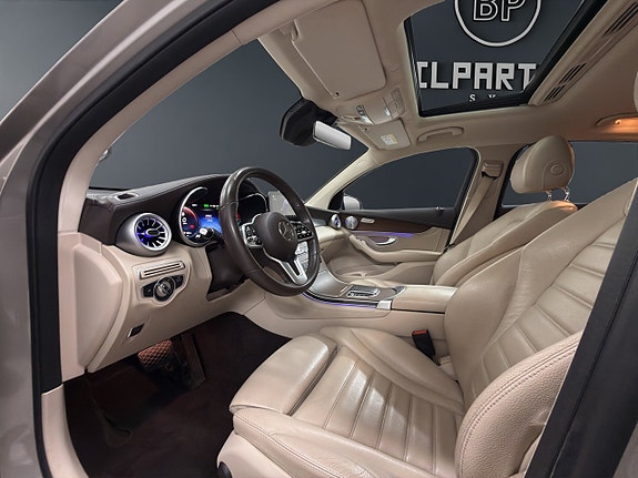 Mercedes-Benz GLC300 e 7 of 20