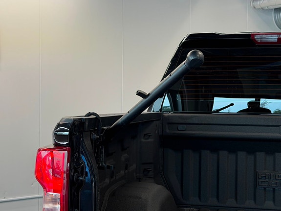 Chevrolet Silverado 1500 12 of 30