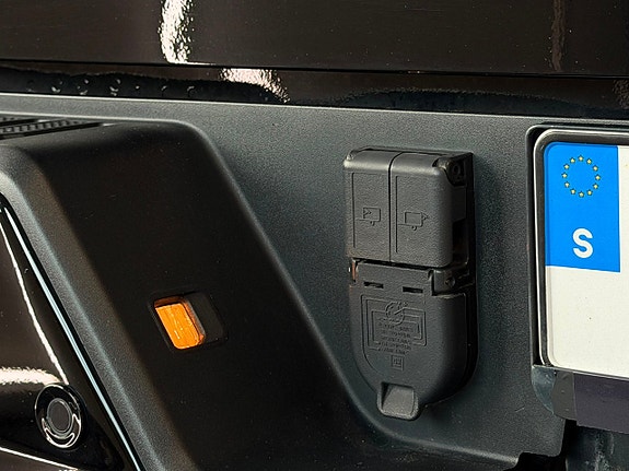 Chevrolet Silverado 1500 11 of 30