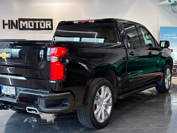 Chevrolet Silverado 1500 15 of 30
