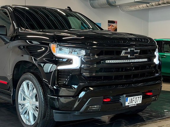 Chevrolet Silverado 1500 6 of 30