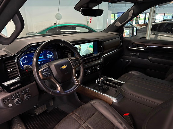 Chevrolet Silverado 1500 18 of 30