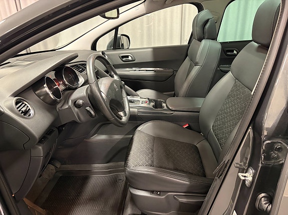 Peugeot 3008 7 of 16