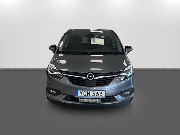 Opel Zafira 2 of 18