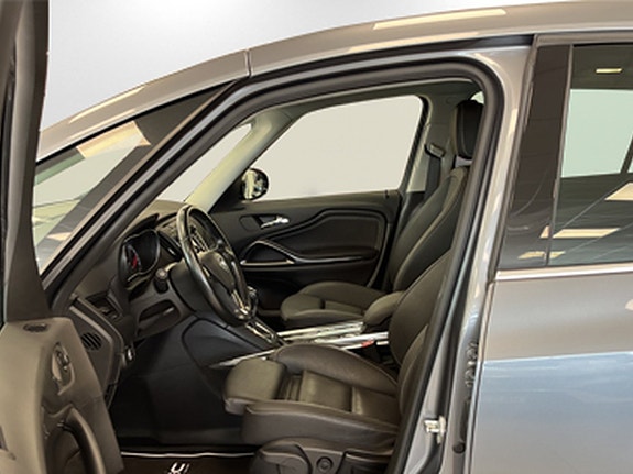 Opel Zafira 8 of 18