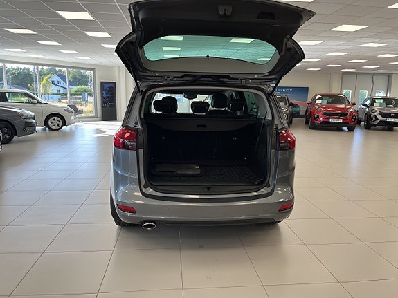 Opel Zafira 14 of 18