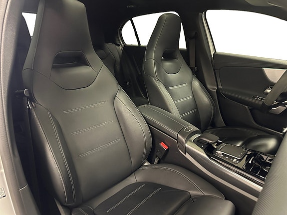 Mercedes-Benz A45 13 of 18